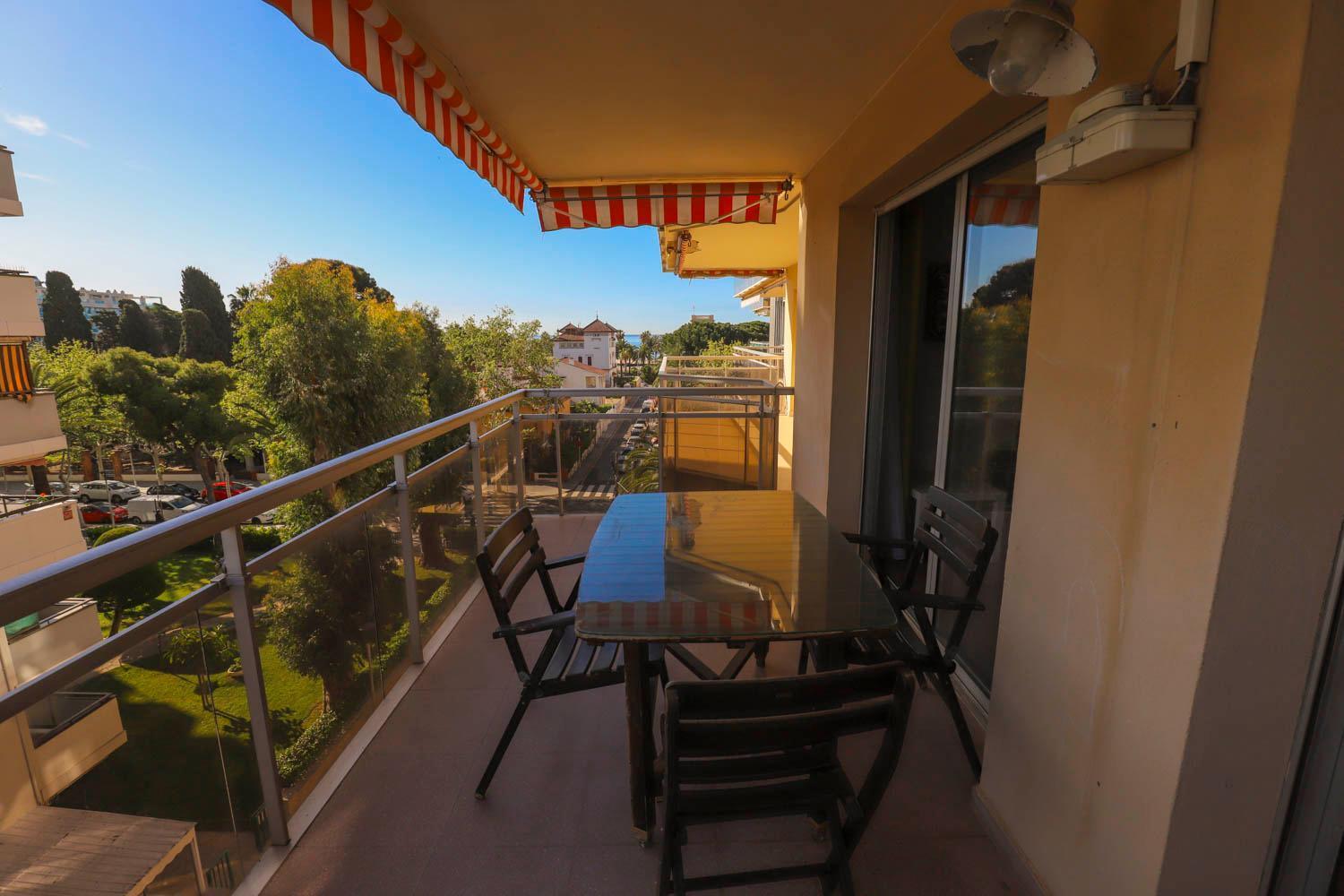 Apartamento Differentflats Palafox Salou Exterior foto